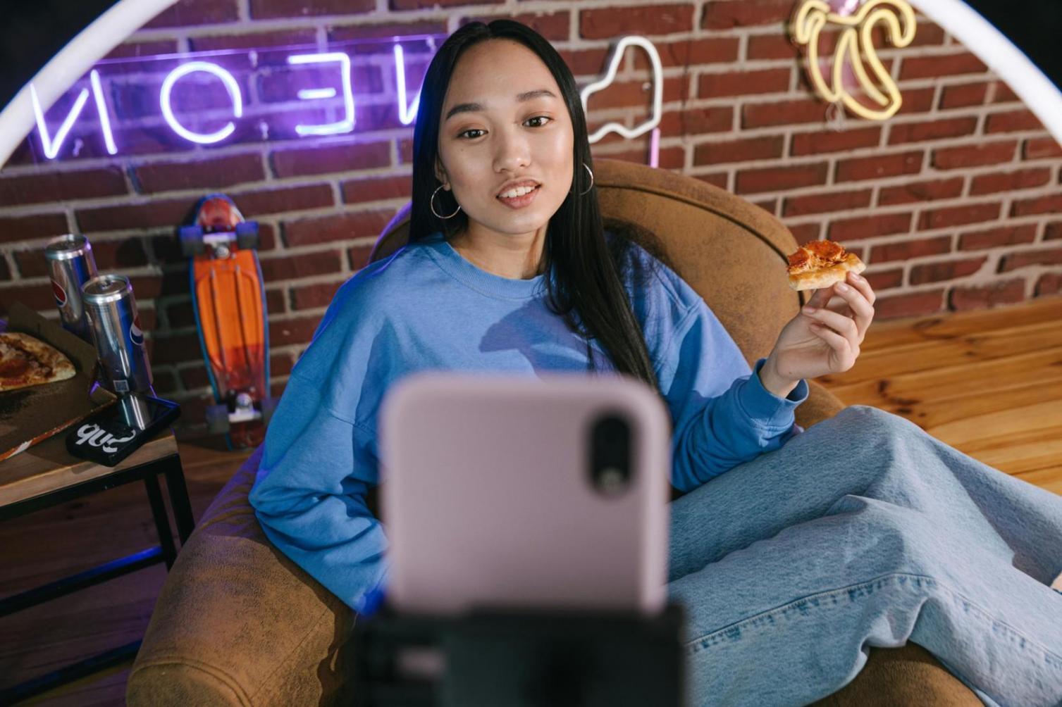 Journalist conducting an in-depth interview session